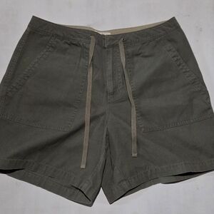 Old Navy Olive Green Drawstring Casual Shorts Size 6